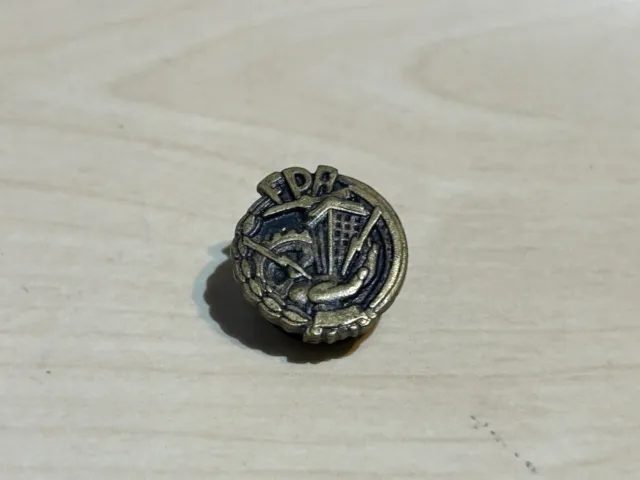 Small Unidentified FPA F.P.A. Brass Badge Fire Brigade Association ?