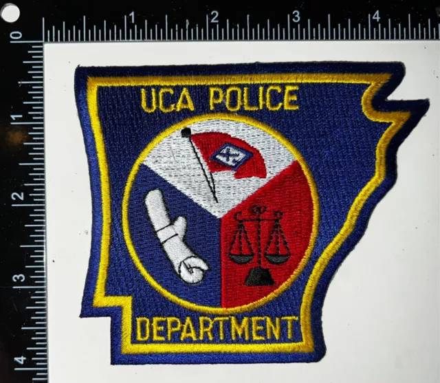VINTAGE OBSOLETE University of Central UCA Arkansas AR Police Patch