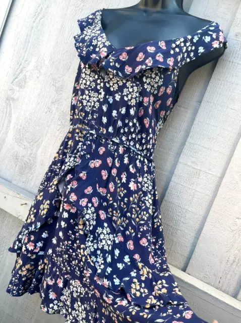 Dusk 12 Floral dress PTP:19" W:32" L:36" Knee length Ruff Strap Fit & Flare Navy Dusk 12 Floral dress PTP:19" W:32" L:36" Knee length Ruff Strap Fit & Flare Navy