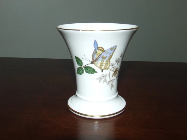 Vintage Wedgewood Charnwood Posy Pot Flower Butterfly made in England