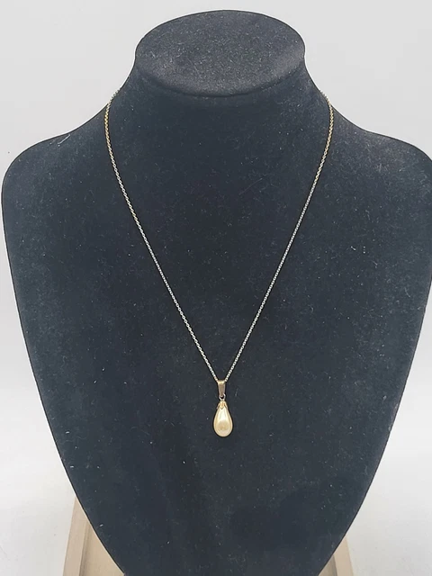 Collier Pendentif Plaqué Argent Avec Perles De Nacre LDADPR - Occasion