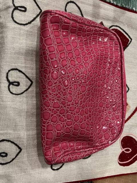 Pink faux croco NWOT vintage makeup bag