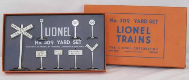 CLEAN & CRISP Lionel Trains #309 Railroad Yard Signs Set Boxed O gauge Postwar