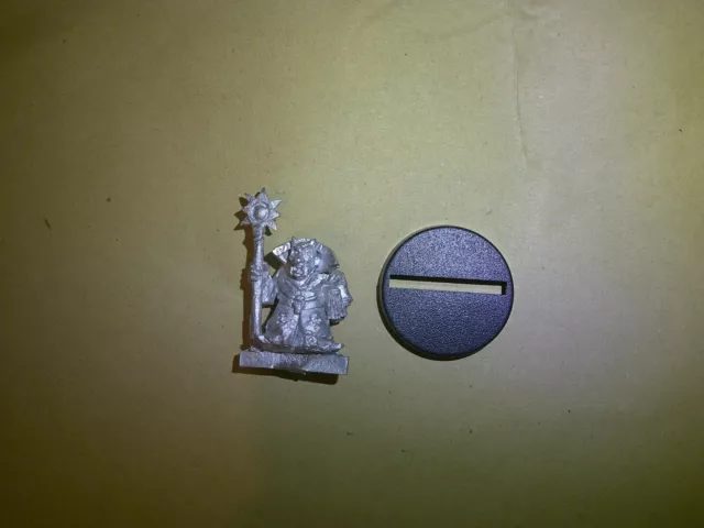 Chaos Dwarf Sorcerer metal 28mm Ral Partha Miniatures unused 25mm round base