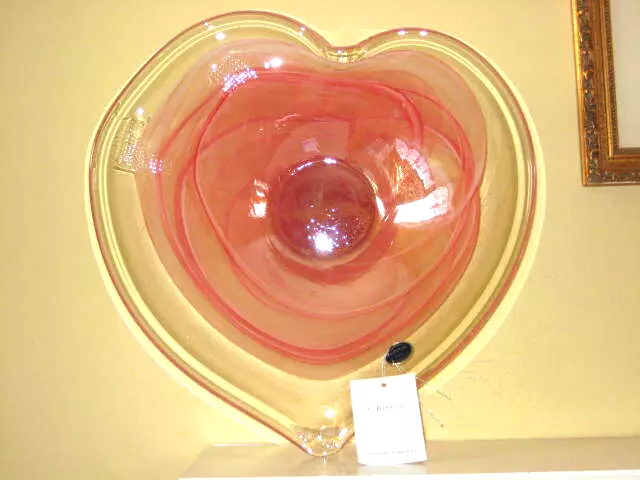14" MURANO Lavorazione Arte ART GLASS HEART BOWL Wispy PINK IRIDESCENT Italy Vtg
