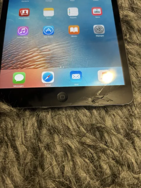 Tablette Apple iPad mini 1ère Génération 16 Go, Wi-Fi + 4G (Désimlocké),... 2