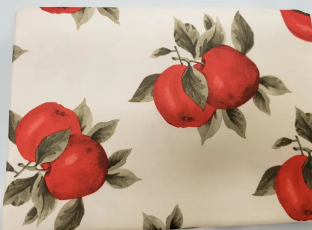 1 Printed Fabric Tablecloth, 60" Round (4-6 people) EURO RED APPLES, VL