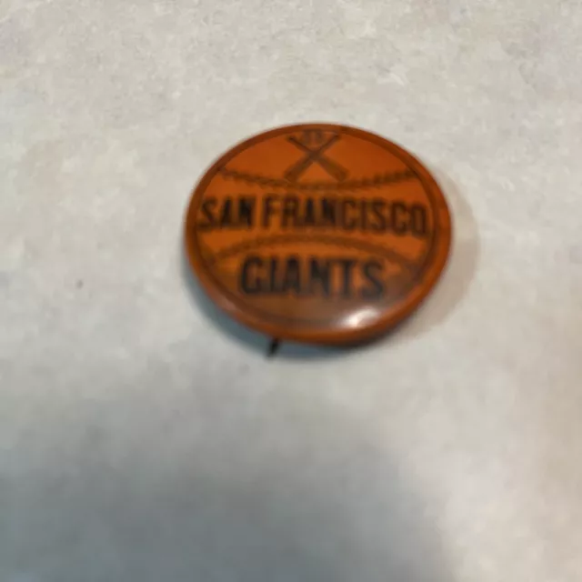 Vintage San Francisco Giants Baseball Team California Bats  Button Pinback