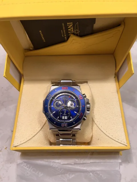 Invicta - Akula watch (model 26048) Rare