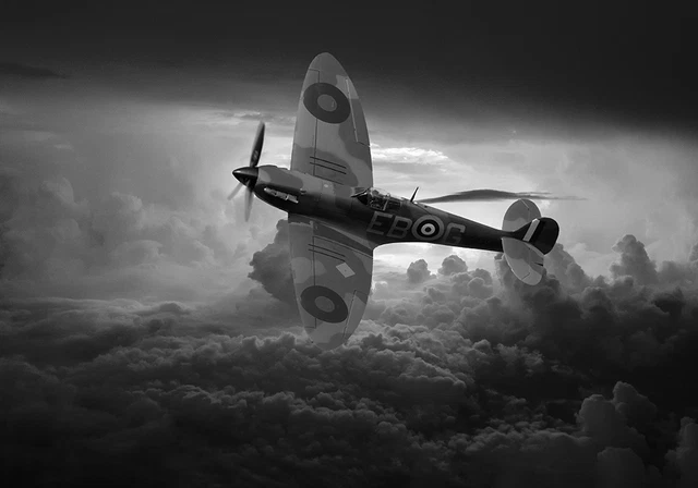 Supermarine Spitfire mk2 bbmf  B&W canvas print various sizes free delivery