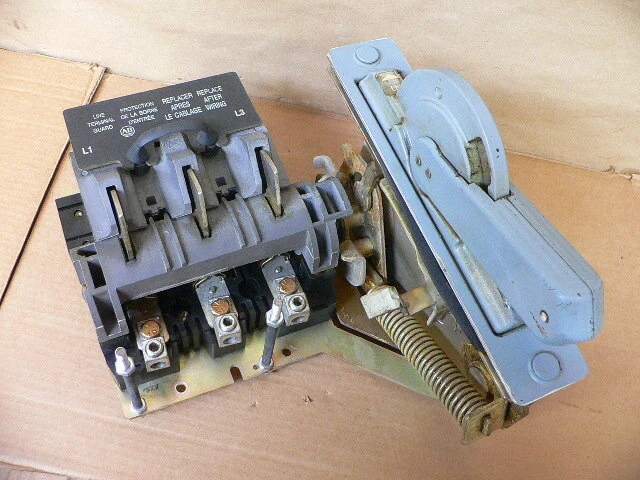Allen Bradley 1494F-N100 Disconnect Switch Ser B 100A 600VAC 250VDC