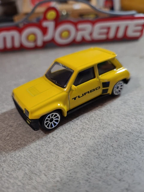 Miniature Majorette 266 F – Renault R18 Jaune Taxi – Échelle 1/63 – Occasion – ZAMAC