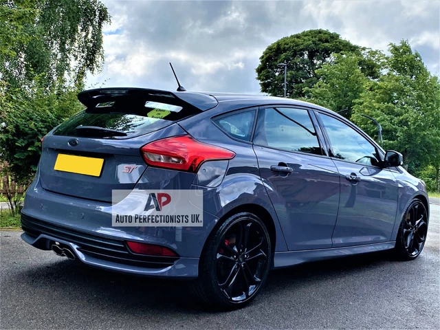 Ford Focus ST Style Rear Boot Roof Spoiler – MK3 MK3.5, Gloss Black, ABS