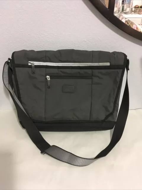 Tumi Nylon Messenger Bag Gray /black
