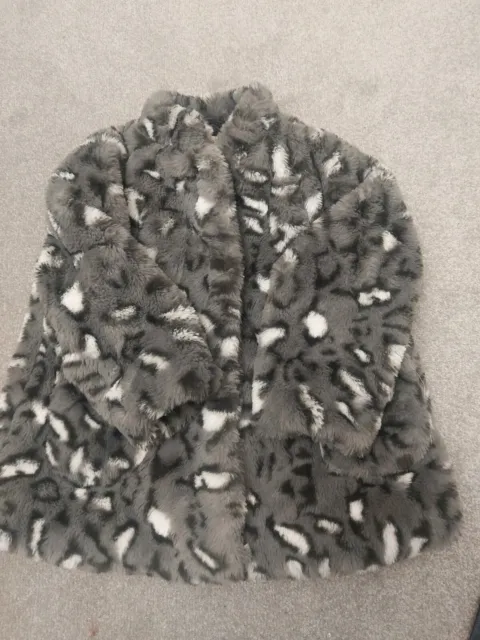 Cappotto di pelliccia grigio mango stampa leopardata bambine età 5
