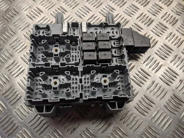 B517 JEEP Fusible Boite Relais Unité Module 56009987AE