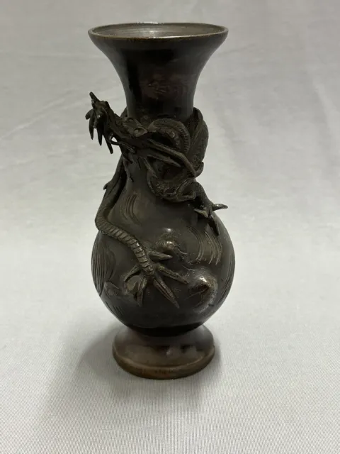 Bronze Vase China? Japan? 4