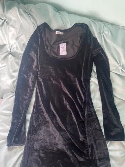 Hollister velvet dress sales