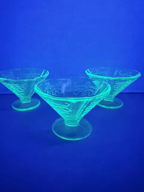 (3) Federal Glass Madrid Optic Uranium UV GlowVaseline Footed Sherbet Bowl Cup