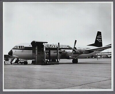 Bea British European Airways Vickers Vanguard Cargo Original Vintage Photo 3
