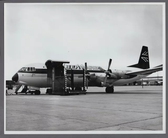Bea British European Airways Vickers Vanguard Cargo Original Vintage Photo 3