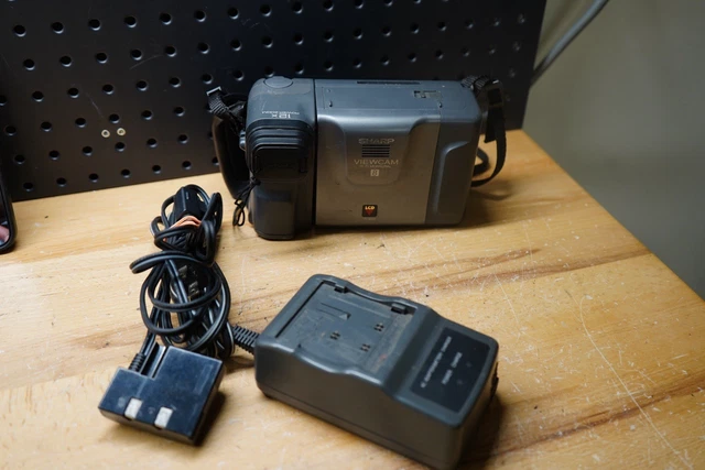 O) SHARP VIEWCAM VL-E66U Video8 Camcorder 8mm Video Camera
