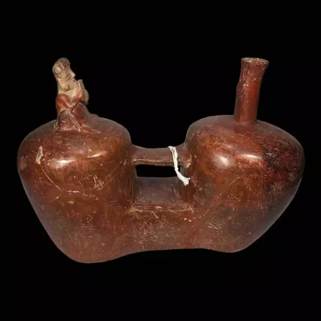 Pre-Columbian Chorrera Whistiling Vessel 2