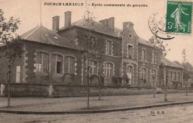 CPA 58 - FOURCHAMBAULT (Nièvre) - Ecole Communale de garçons