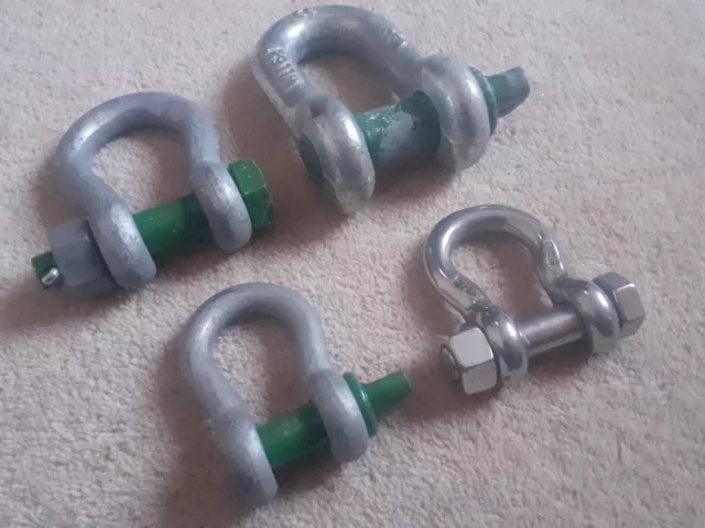 Green Pin shackles x 3 + stainless steel shackle