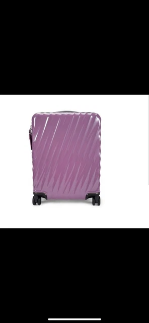 New TUMI 19 DEGREE CONTINENTAL 4 WHEELED CARRY ON LUGGAGE., RETAIL $795 !!!