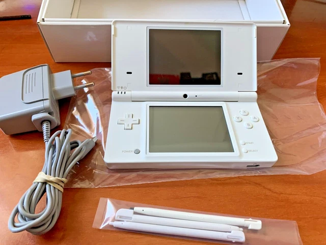 NINTENDO DS i - Completa y en muy buen estado - 3