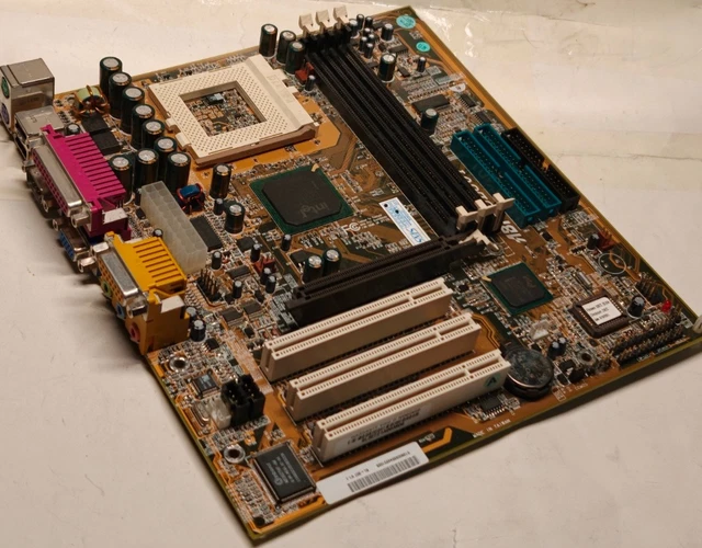 Pacco Speciale: Scheda Madre DFI CS62-TC Socket 370 + CPU Pentium 3 E 128 MB RAM - Testato Funzionante