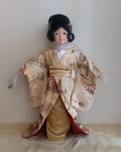 Japanese Mitsuko Porcelain Doll Heritage Signature Collection Mib