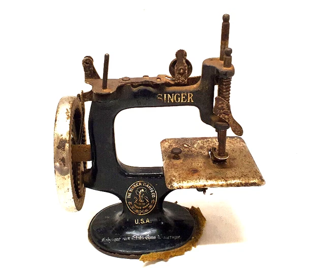 Ancienne Machine à Coudre Singer Enfant – USA – Bon état