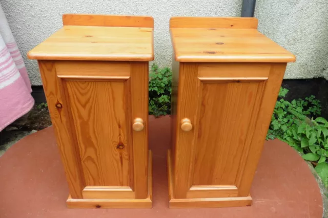 Quality Matching Pair Of Antique Style Pine Bedside Cabinets, Chests, Tables.