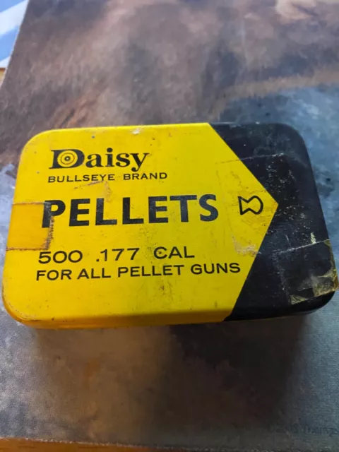 Vintage~Daisy Pellets~Bullseye Brand~Metal Rectangular Box .177 Full