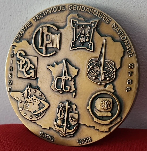 Médaille Commémorative Pichard – 50e Anniversaire Du Lavandou – Bronze Argenté 1985