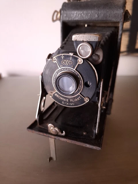 KODAK BROWNIE PLIANT ancien appareil photo à soufflet six-16 N° 1 KODAL