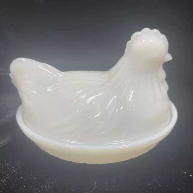 Vtg White Milk Glass Chicken Hen Nesting 4.25 in Lidded Dish