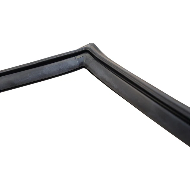 L40412 Tractor Glass Upper Windshield RH Weatherstrip Fits John Deere