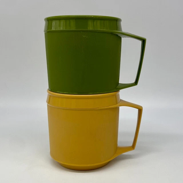 SET OF 2 Vintage Aladdin Camp Style Plastic Coffee Mug Cup - Green & Gold  $18.00 - PicClick