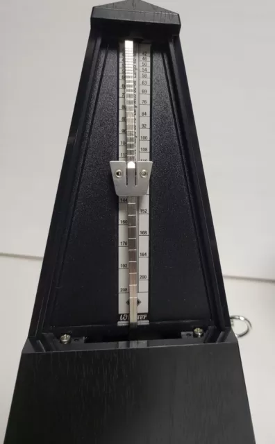 METRONOME by Wittner simulated wood(plastic)