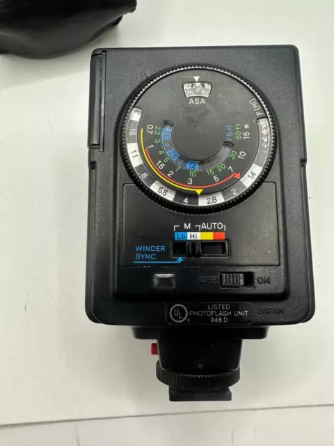 Minolta Auto Camera Electroflash 200X Shoe Mount Flash With Case- 2