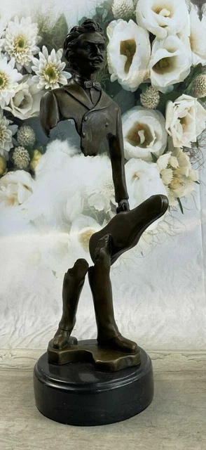 Un 19th C Style Bronze Sculpture Représentant L Autrichien Compositeur Johann St