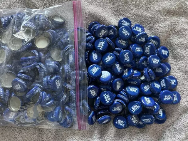 Lot of 1000+ Beer Bottle Caps Used *ALL BLUE* Crafts Collectibles Art