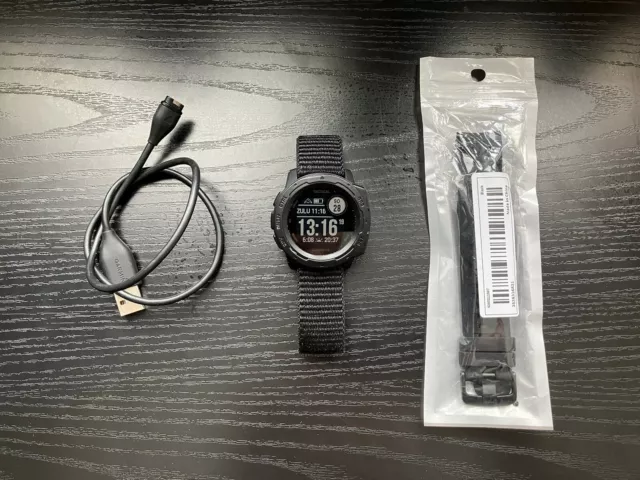 Garmin Instinct Tactical Schwarz Black GPS Uhr Sportuhr