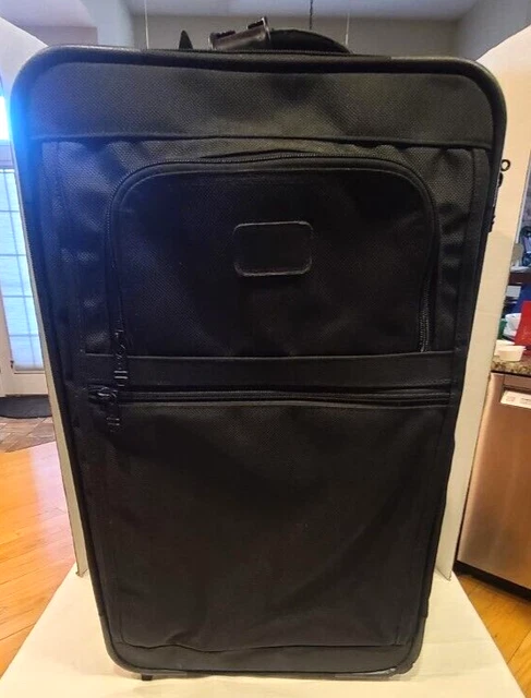 Tumi USA Black Ballistic Nylon 22” Wheeled Expandable Suitcase Carry-On 2279D3