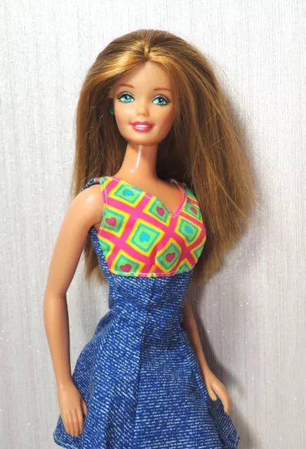 1990s Barbie doll auburn hair #20768 STYLE not in original clothes