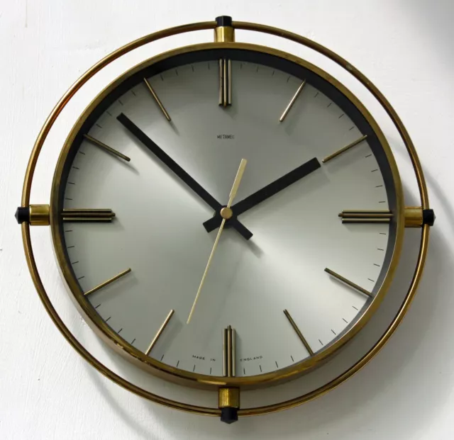 Vintage 25cm Metamec Wall Clock - Retro Mid Century Atomic 1970s Silver Metal