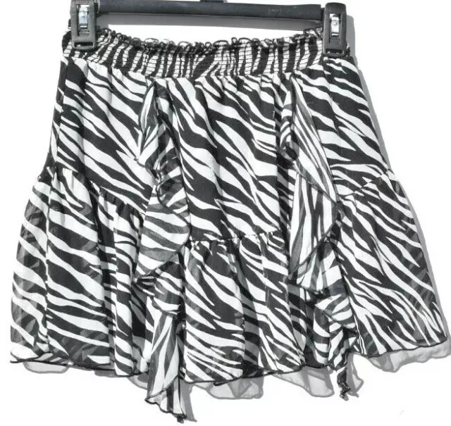 BCX- Black And White Mini Skirt Girl's Size XLarge (16)